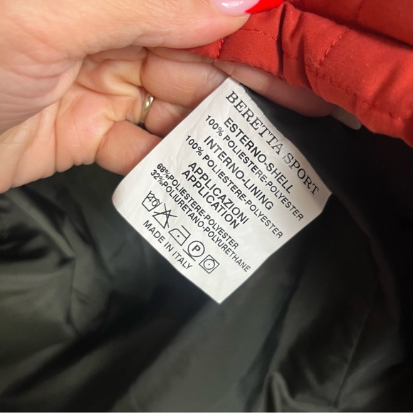 Beatha Women's Red Quilted Utility Jacket - Picture 6 of 10